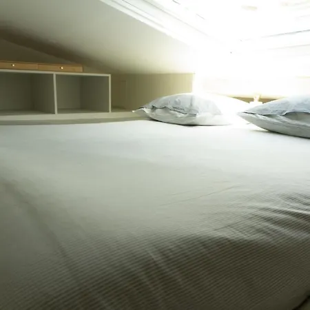 Hostnfly - Superb Apt Close To The Saint Martin Canal * Paris